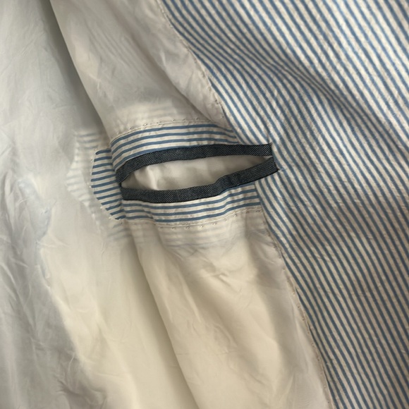 J. Crew boys Ludlow light blue and white seersucker suit - Picture 5 of 14